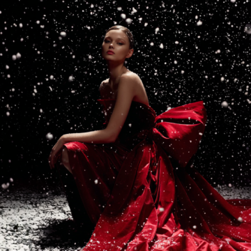 Glow Before You Go – The Complete Christmas Beauty Plan Everyone Needs This Year